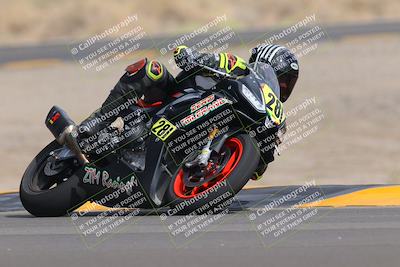 media/Sep-11-2022-SoCal Trackdays (Sun) [[81b7e951af]]/Turn 16 (945am)/